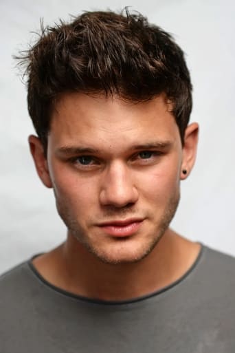 Immagine di Jeremy Irvine