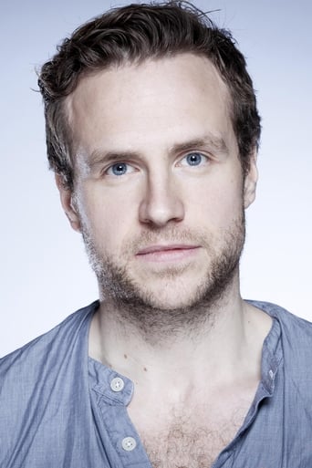 Immagine di Rafe Spall