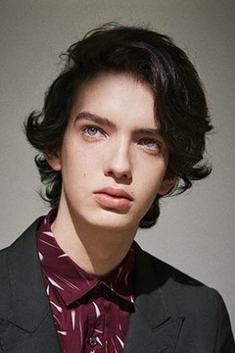 Immagine di Kodi Smit-McPhee