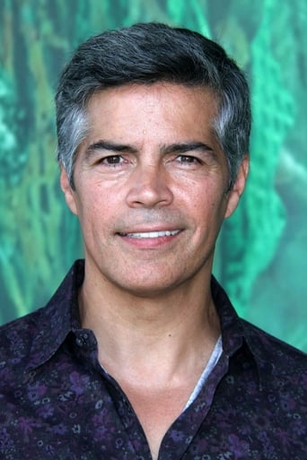 Immagine di Esai Morales