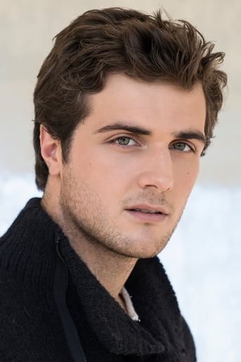 Immagine di Beau Mirchoff