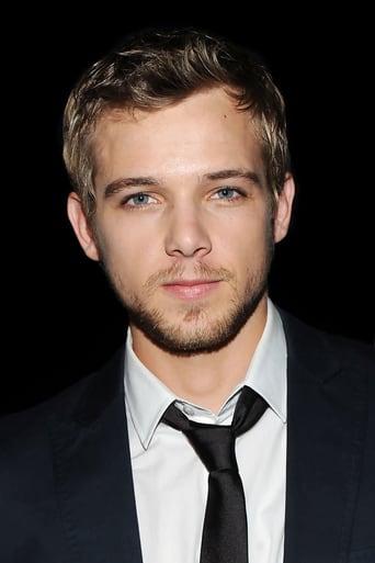 Immagine di Max Thieriot