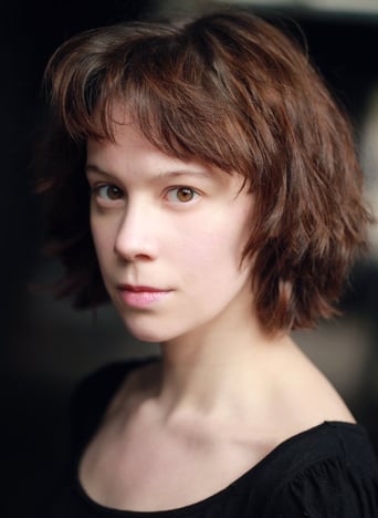 Chloe Pirrie - IMDb