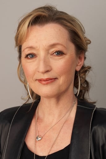 Immagine di Lesley Manville