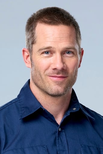 Immagine di Luke Macfarlane