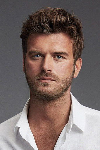Immagine di Kıvanç Tatlıtuğ