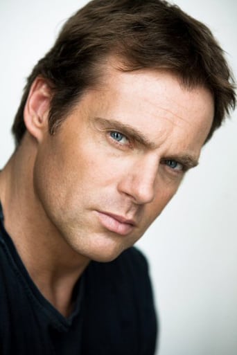 Immagine di Michael Shanks