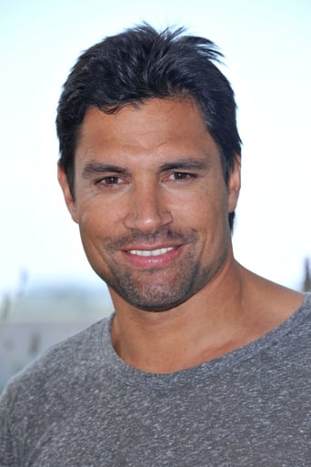 Immagine di Manu Bennett