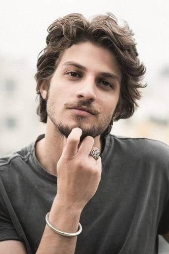 Immagine di Chay Suede