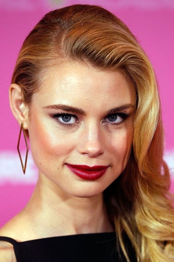 Immagine di Lucy Fry