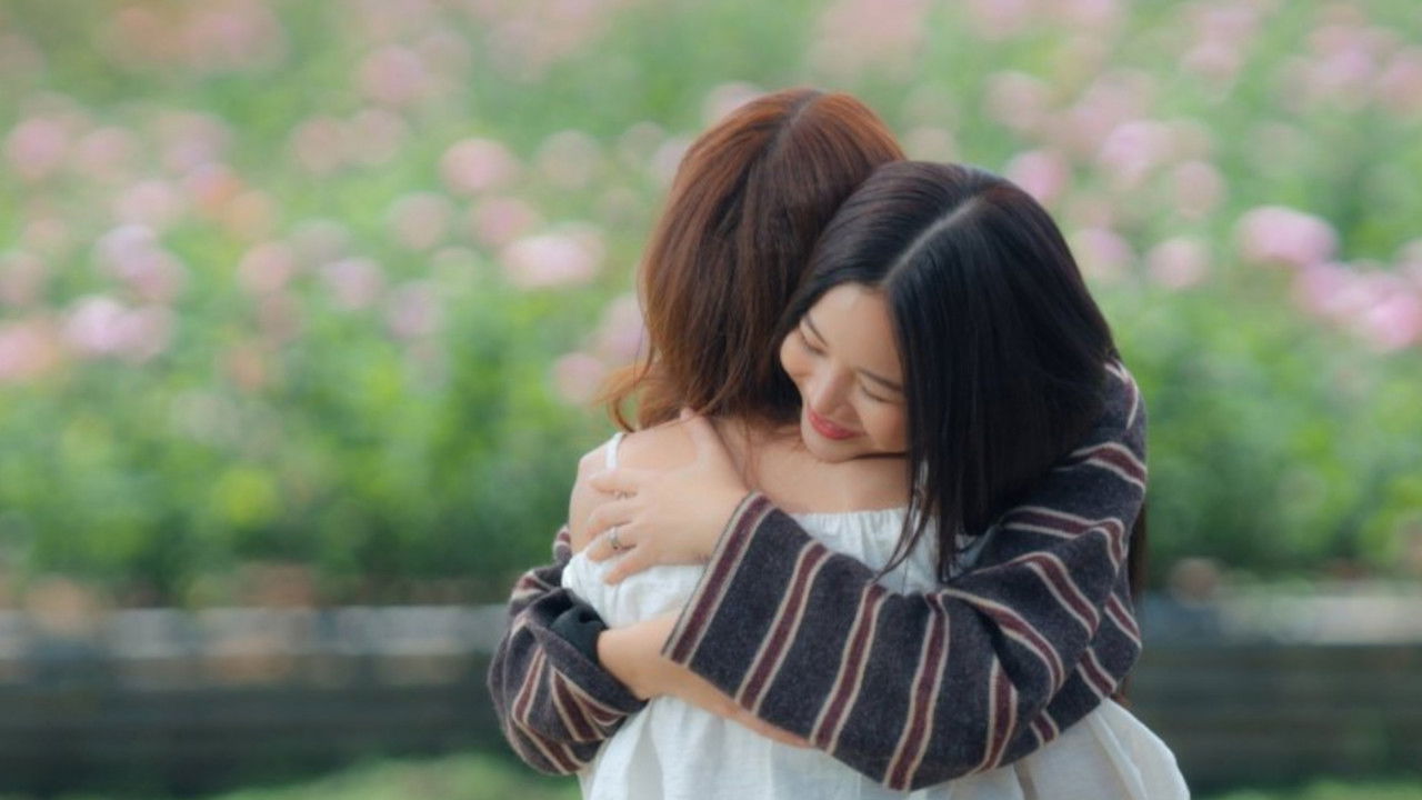 Poster della serie The Earth