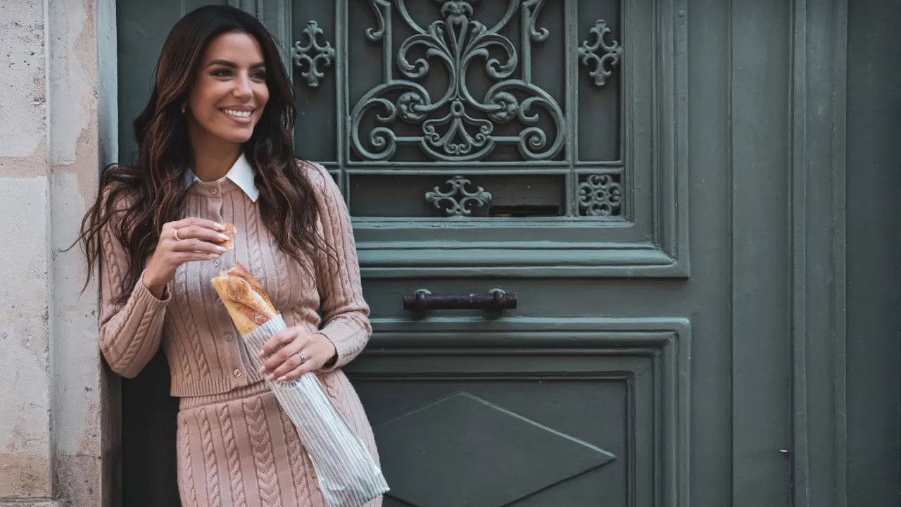 Poster della serie Eva Longoria: Searching for France